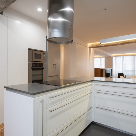 Piso Plazoleta de Perón cocina